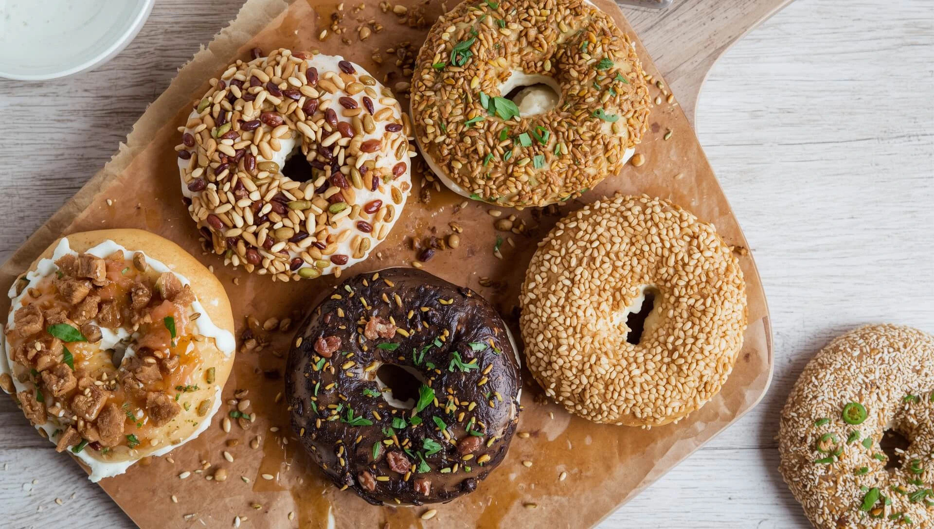 Nutritional chart showing calories, protein, carbs, and fiber in Royo Bagels
